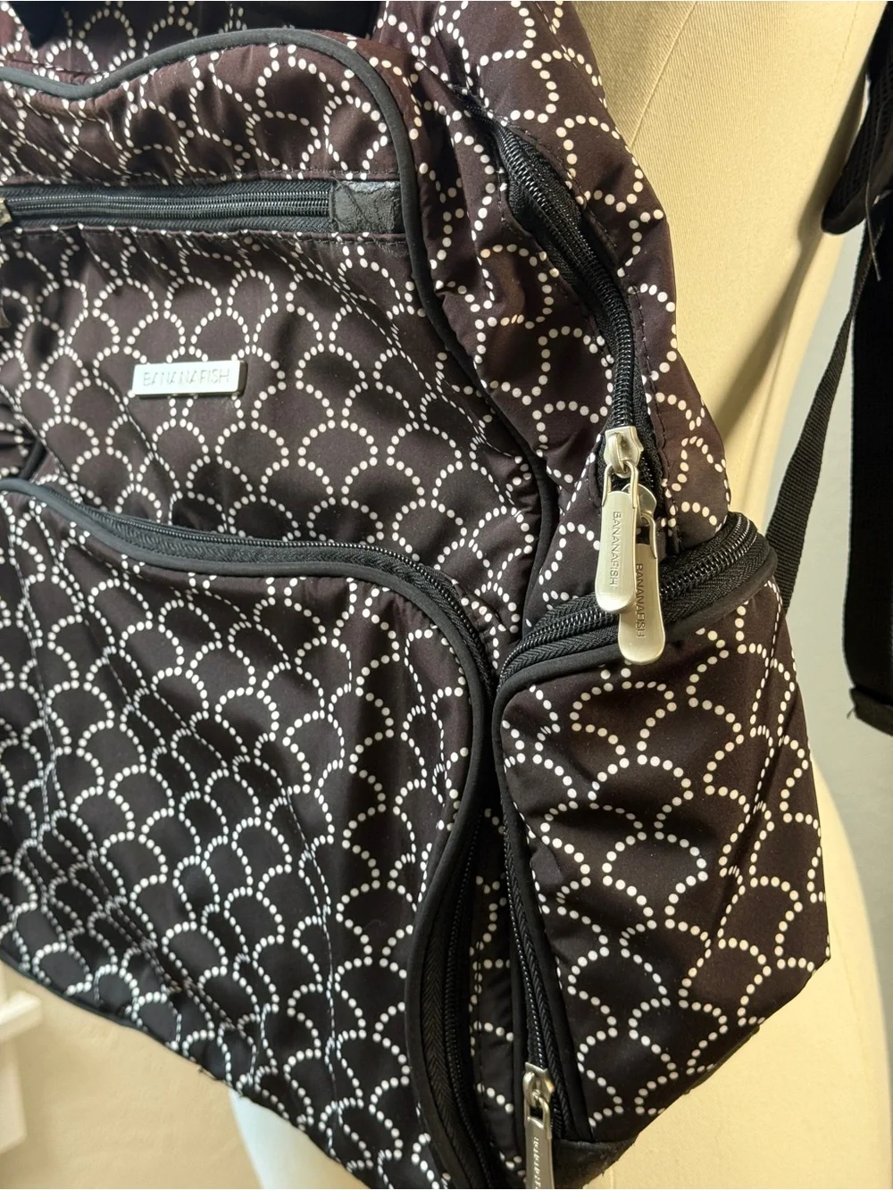 Banana Republic stay organized